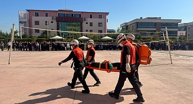 BUCAKUT’tan öğrencilere afet eğitimi 