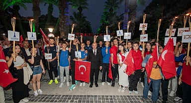 İzmir Cumhuriyet kutlamalarıyla adını tarihe yazdı