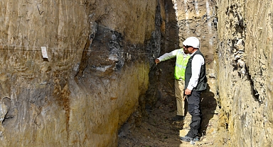 İzmir’i depreme dayanıklı hale getirmek için 90 hendekten 140 örnek alındı