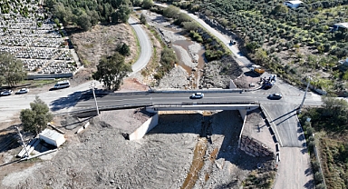 60 yıllık taşıt köprüsü afetlere karşı yenilendi
