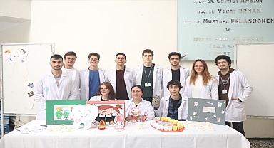 DEÜ'den Down Sendromlu Gençlere Ağız Ve Diş Sağlığı Eğitimi