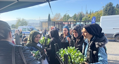 İzmir’de mahalle bostanı üreticileri artık sertifikalı