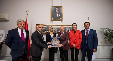 Soyer’e destek ziyaretleri