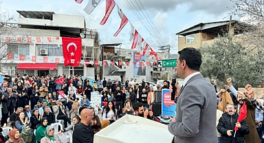 CHP'li İrfan Önal Bayraklı İçin Hız Kesmeden Devam Ediyor