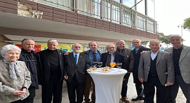 Oğuzhan kavakli kutuphanesi kitapseverlerle bulustu