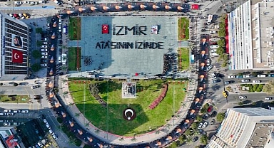 Başkan Tugay: Atatürk, en büyük eseri olan Cumhuriyet ile sonsuza dek yaşayacak