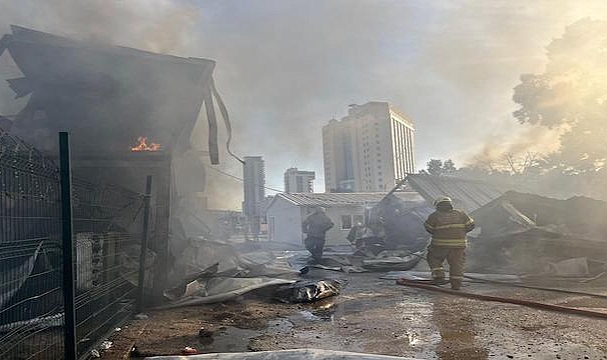 Bayraklı’daki yangın, itfaiyenin müdahalesiyle dakikalar içinde kontrol altına alındı