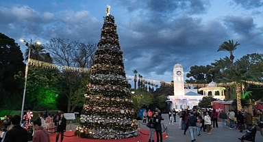 İzmir, yeni yılı rengarenk bir festivalle karşılıyor