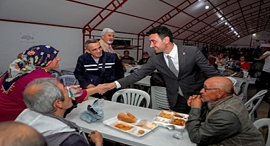 Bayraklı Belediyesi Ramazan Sofralarını Mahallelere Taşıyor