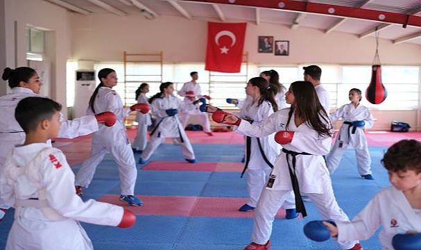 Bayraklı’da yaz spor okulları için kayıtlar başladı