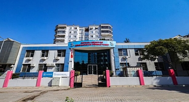 Bayraklı’da Eğitime Anaokulundan Üniversiteye Kadar Destek